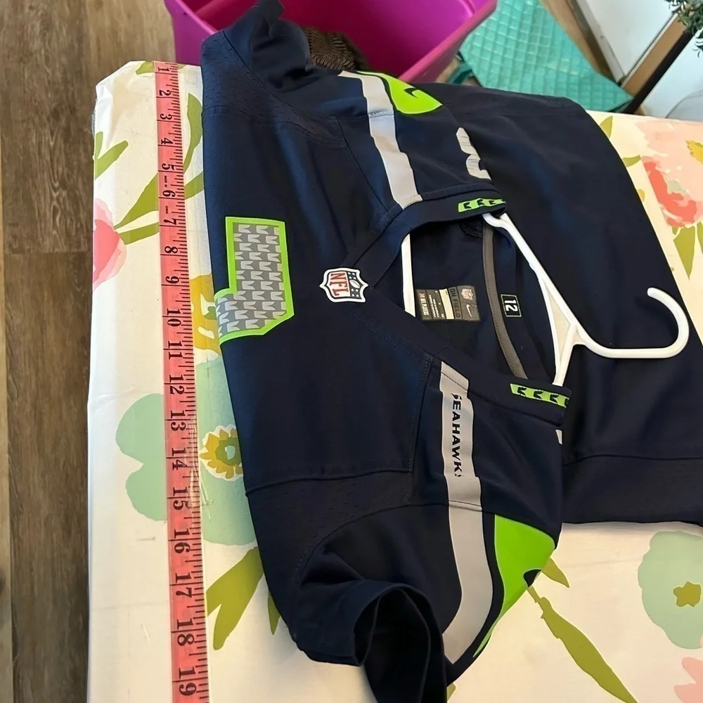 Nikes, Seattle Seahawks football ladies small on field jersey Russell Wilson 3